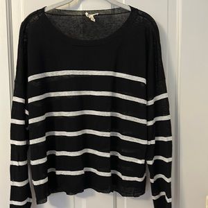 Excellent condition Eileen Fisher linen blend sweater